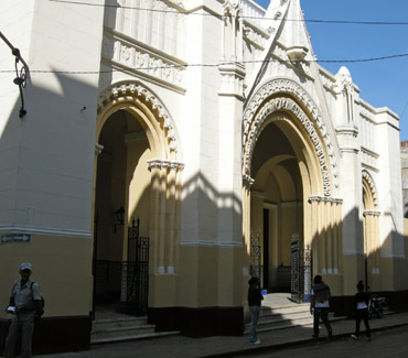 Iglesia de Caridad - outside