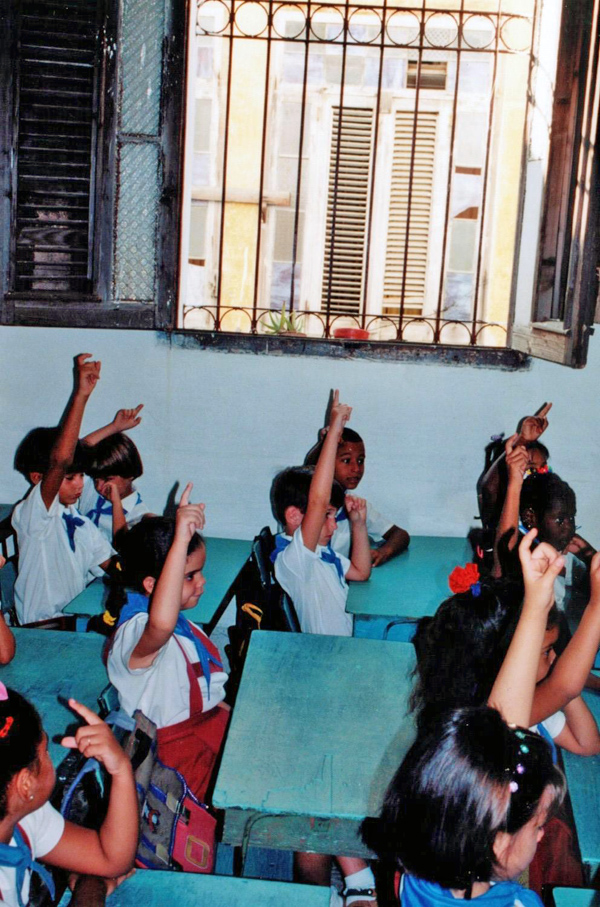 Kids volunteering in classroom