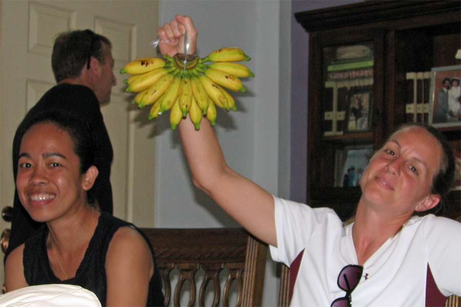 Tracy
            with bananas